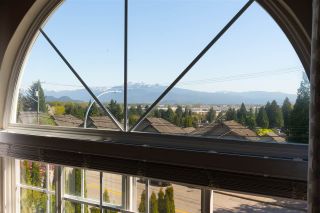 Photo 2: 1638 PITT RIVER Road in Port Coquitlam: Mary Hill House for sale : MLS®# R2570740