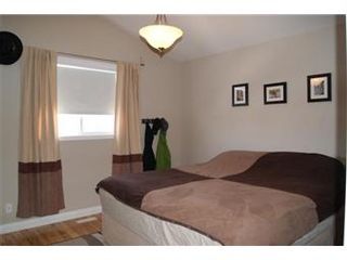 Photo 7: 207 Blakeney Crescent in Saskatoon: Confederation Park Single Family Dwelling for sale (Saskatoon Area 05)  : MLS®# 394730