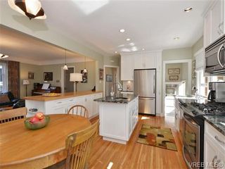 Photo 3: 21 Wellington Ave in VICTORIA: Vi Fairfield West House for sale (Victoria)  : MLS®# 739443