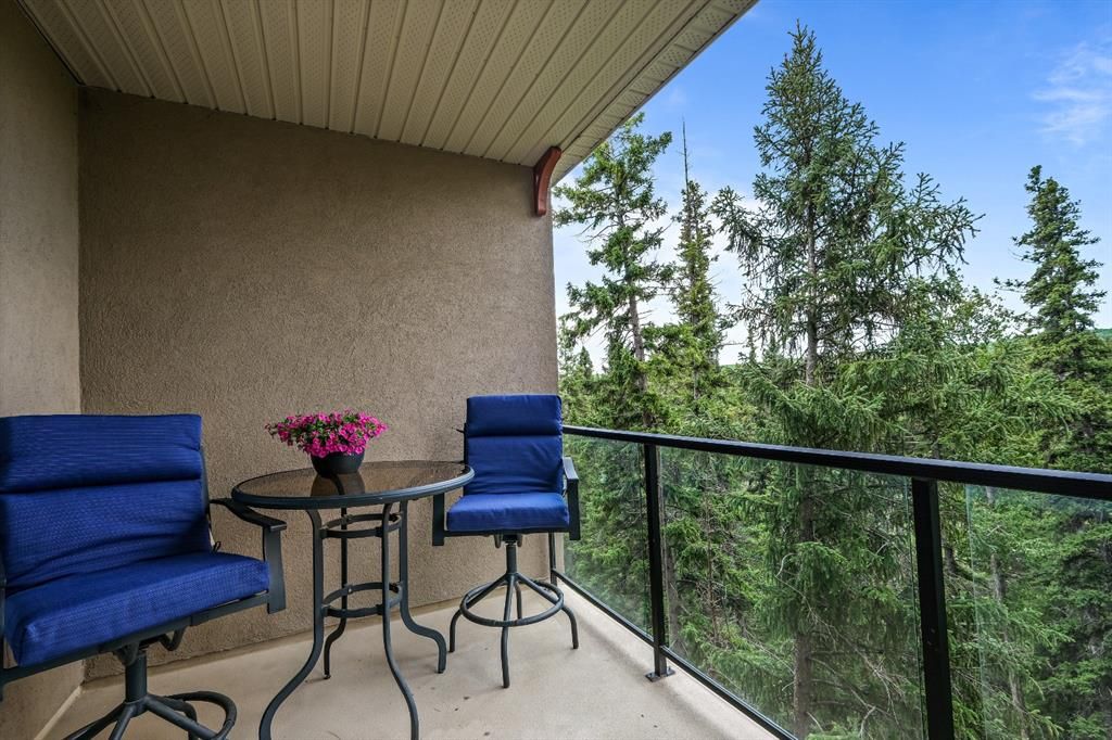 Main Photo: 510 10 Discovery Ridge Close SW in Calgary: Discovery Ridge Apartment for sale : MLS®# A1107585