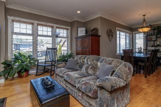 Photo 5: 827 Pintail Pl in Langford: La Bear Mountain House for sale : MLS®# 877488