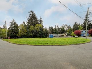 Photo 5: 2694 Myra Pl in View Royal: VR Six Mile Land for sale : MLS®# 896114