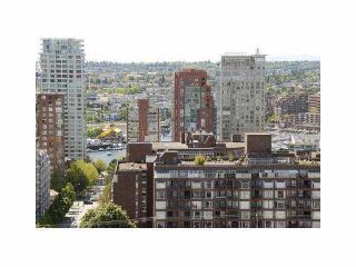Photo 3: 1208 1177 HORNBY Street in Vancouver: Downtown VW Condo for sale in "LONDON PLACE" (Vancouver West)  : MLS®# V1107050