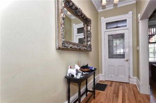Photo 3: 113 Winchester St, Toronto, Ontario M4V 2Y9 in Toronto: Townhouse for sale (Cabbagetown-South St. James Town)  : MLS®# C3879302