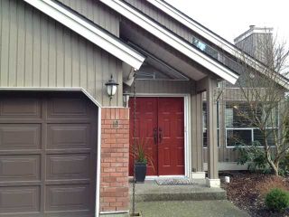 Photo 1: 19 4055 INDIAN RIVER Drive in North Vancouver: Indian River Townhouse for sale in "THE WINCHESTER" : MLS®# V931998