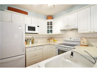 Photo 5: 308 3658 BANFF Court in North Vancouver: Northlands Condo for sale in "CLASSICS" : MLS®# V1000555