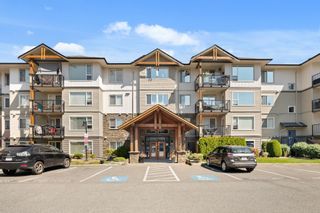 Photo 2: 204 2990 BOULDER Street in Abbotsford: Abbotsford West Condo for sale in "WESTWOOD" : MLS®# R2714425