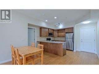 Photo 5: 850 Saucier Avenue Unit# 122 in Kelowna: House for sale : MLS®# 10309783