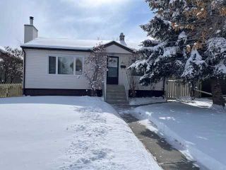 Main Photo: 621 24 Avenue NW in Calgary: Mount Pleasant Detached for sale : MLS®# A2114002