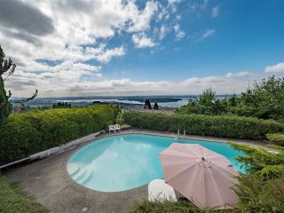 Photo 12: 1354 WHITBY Road in West Vancouver: Chartwell House for sale : MLS®# R2213295