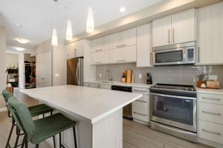 Photo 1: 301 93 34 Avenue SW in Calgary: Parkhill Apartment for sale : MLS®# A2033686