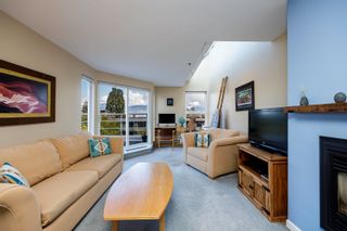 Photo 4: 2240 YORK Avenue in Vancouver: Kitsilano Townhouse for sale in "Ocean Point" (Vancouver West)  : MLS®# R2877276