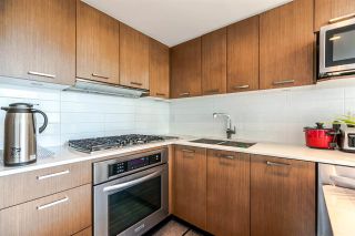 Photo 7: 518 1372 SEYMOUR Street in Vancouver: Downtown VW Condo for sale in "THE MARK" (Vancouver West)  : MLS®# R2178065