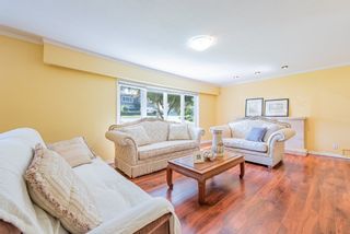 Photo 4: 4407 WILDWOOD Crescent in Burnaby: Garden Village House for sale (Burnaby South)  : MLS®# R2394907