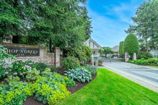 Photo 2: 114 2533 152 Street in Surrey: Sunnyside Park Surrey Townhouse for sale in "Bishop's Green" (South Surrey White Rock)  : MLS®# R2710925
