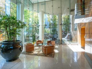 Photo 34: 2002 1200 ALBERNI Street in Vancouver: West End VW Condo for sale (Vancouver West)  : MLS®# R2836698