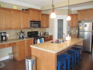 Photo 3: 23756 111A Avenue in Maple Ridge: Cottonwood MR House for sale in "FALCON HILL" : MLS®# R2054700