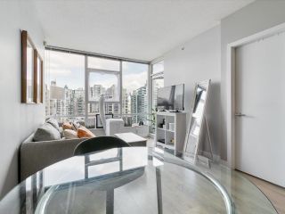Photo 9: 2907 939 EXPO Boulevard in Vancouver: Yaletown Condo for sale in "The Max" (Vancouver West)  : MLS®# R2789918