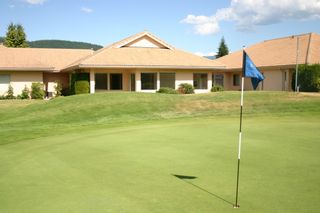 Photo 1: 9 2550 Golf Course Drive: Blind Bay House for sale (Shuswap Lake) 