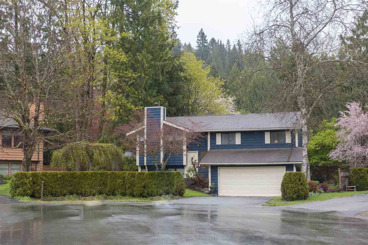 Main Photo: 40624 PIEROWALL PLACE in Squamish: Garibaldi Highlands House for sale : MLS®# R2162897