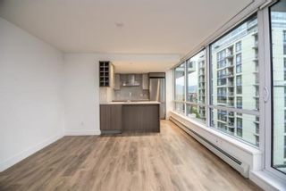 Photo 4: 805 1788 COLUMBIA Street in Vancouver: False Creek Condo for sale in "EPEIC AT WEST" (Vancouver West)  : MLS®# R2819449