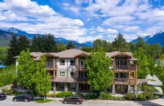 Photo 1: 4 7450 PROSPECT Street: Pemberton Condo for sale in "EXPEDITION STATION" : MLS®# R2739036