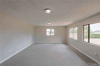 Photo 16: House for sale : 3 bedrooms : 13950 Smoke Tree Street in Hesperia
