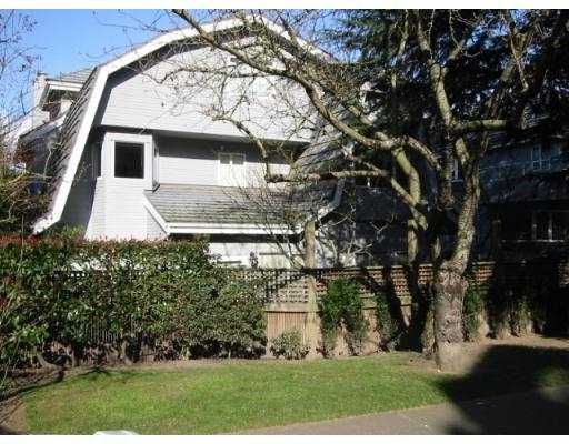 Main Photo: 2427 W 1ST AV in Vancouver: Kitsilano Townhouse for sale (Vancouver West)  : MLS®# V577376