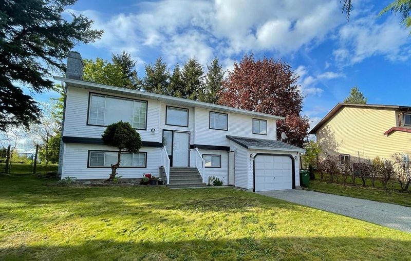 FEATURED LISTING: 33511 KINSALE Place Abbotsford