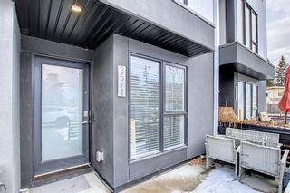 Photo 4: 3571 69 Street NW in Calgary: Bowness Row/Townhouse for sale : MLS®# A1178409