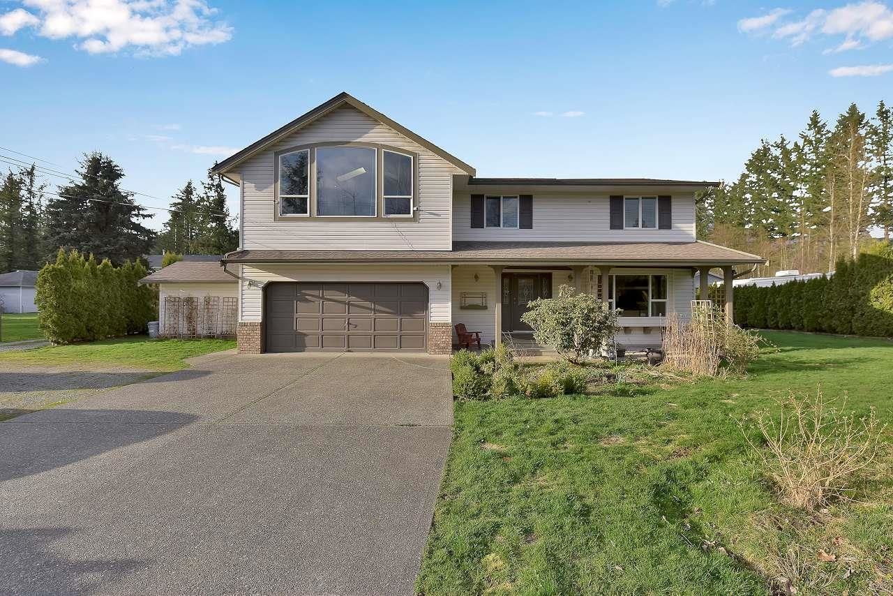 Main Photo: 33007 DEWDNEY TRUNK Road in Mission: Mission BC House for sale : MLS®# R2669988