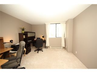 Photo 8: 1307 3980 CARRIGAN Court in Burnaby: Government Road Condo for sale in "DISCOVERY I" (Burnaby North)  : MLS®# V968039