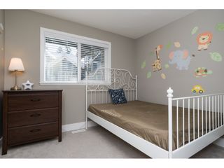 Photo 13: 15776 MOUNTAIN VIEW Drive in Surrey: Grandview Surrey House for sale (South Surrey White Rock)  : MLS®# R2145036