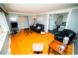 Photo 4: 1127 De Fehr Street in Winnipeg: North Kildonan Residential for sale (North East Winnipeg)  : MLS®# 1606772