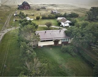 Photo 2: 131009 Range RD272 in Claresholm: House for sale (Z BCNREB Out of Area) 