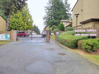 Photo 1: 37 2998 MOUAT Drive in Abbotsford: Abbotsford West Townhouse for sale : MLS®# R2562940