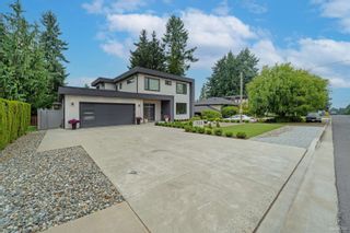 Photo 2: 720 IVY Avenue in Coquitlam: Coquitlam West House for sale : MLS®# R2843822