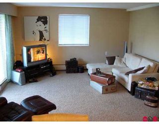 Photo 3: 116 32175 OLD YALE Road in Abbotsford: Abbotsford West Condo for sale in "FIR VILLA" : MLS®# F2716022