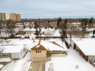 Photo 31: Woodhaven in Winnipeg: Woodhaven Residential for sale (5F)  : MLS®# 202303996