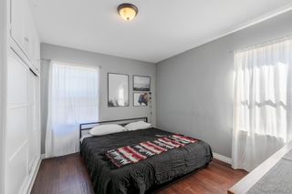 Photo 9: SAN DIEGO House for sale : 2 bedrooms : 2147 Crenshaw St