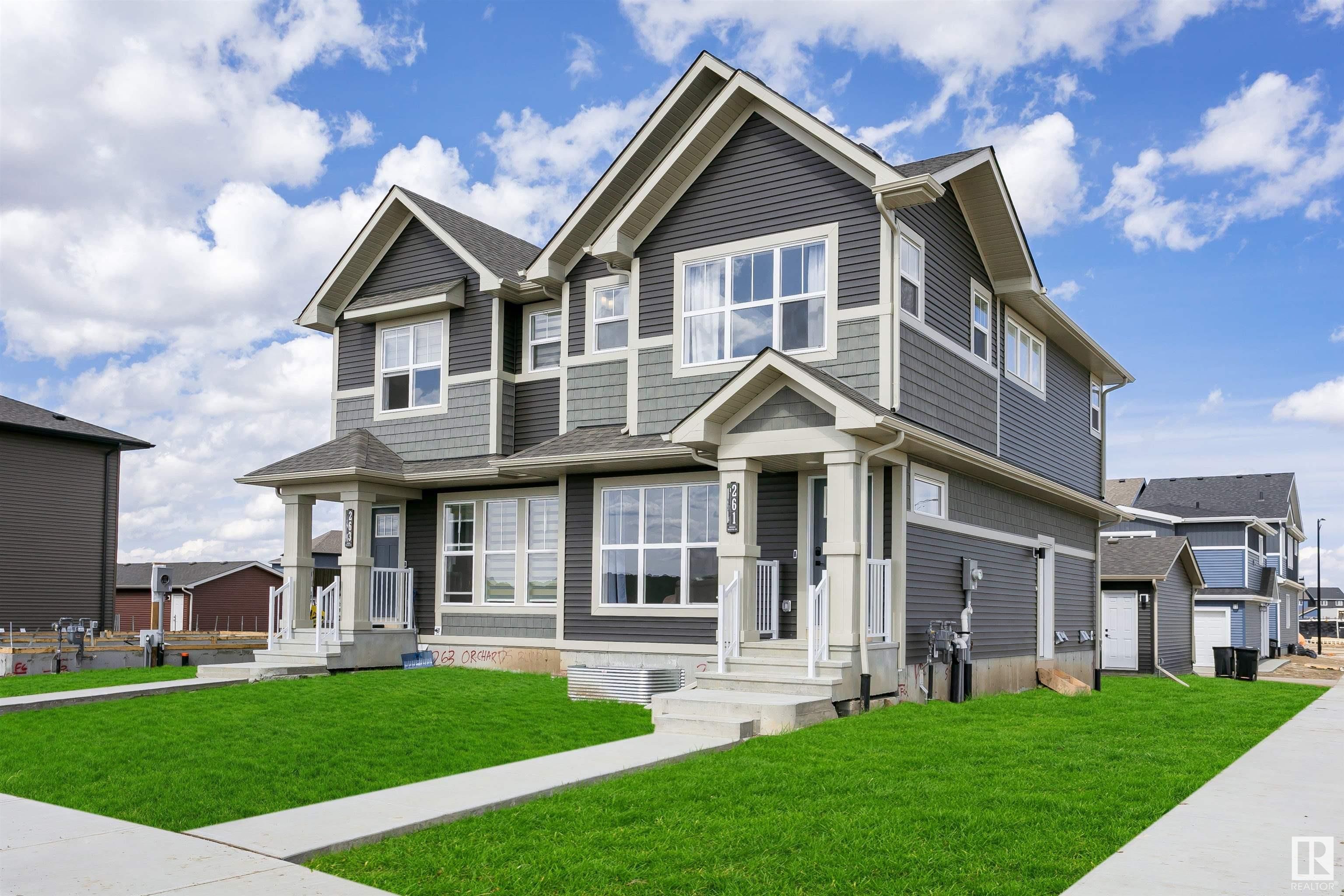 Main Photo: 261 ORCHARDS Boulevard in Edmonton: Zone 53 House Half Duplex for sale : MLS®# E4292938