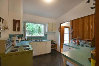 Photo 4: 4338 GARDEN BAY Road in Garden Bay: Pender Harbour Egmont House for sale (Sunshine Coast)  : MLS®# R2744671