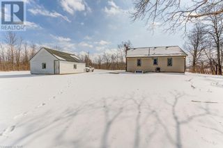 Photo 41: 956 LYONS CREEK Road in Welland: House for sale : MLS®# 40381097