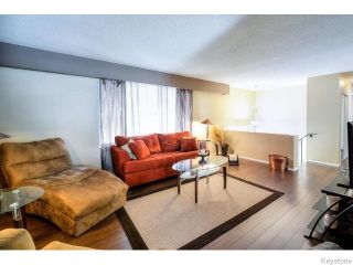 Photo 3: 75 Valley View Drive in WINNIPEG: Westwood / Crestview Residential for sale (West Winnipeg)  : MLS®# 1518931