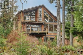 Photo 1: B 3208 Otter Point Rd in Sooke: House for sale : MLS®# 952535
