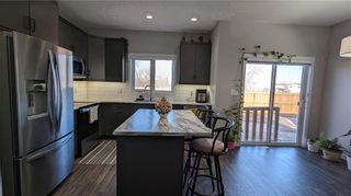 Photo 6: 106 Clarkleigh Crescent South in Winnipeg: Highland Pointe Residential for sale (4E)  : MLS®# 202407195