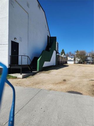 Photo 4: 280 BURNELL Street in Winnipeg: Industrial / Commercial / Investment for sale (5C)  : MLS®# 202313430