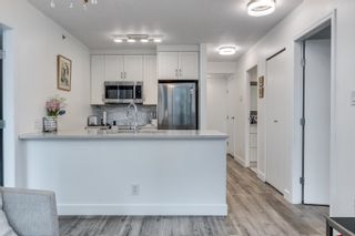 Photo 5: 906 1367 ALBERNI Street in Vancouver: West End VW Condo for sale in "THE LIONS" (Vancouver West)  : MLS®# R2858401