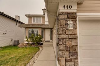 Photo 2: 440 Rocky Ridge View NW in Calgary: Rocky Ridge Detached for sale : MLS®# A2049760