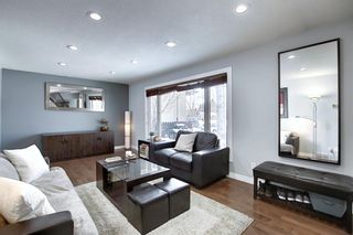 Photo 5: 28 Forest Green SE in Calgary: Forest Heights Detached for sale : MLS®# A1065576